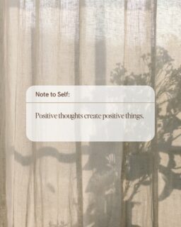 ✨ Note to Self ✨  Our thoughts create our reality. So let's work on thinking more kind, beautiful, and positive thoughts, so we can manifest a more beautiful, positive life. 
#PurfectSunday  #motivationalmonday #iphonenotes #notetoself
