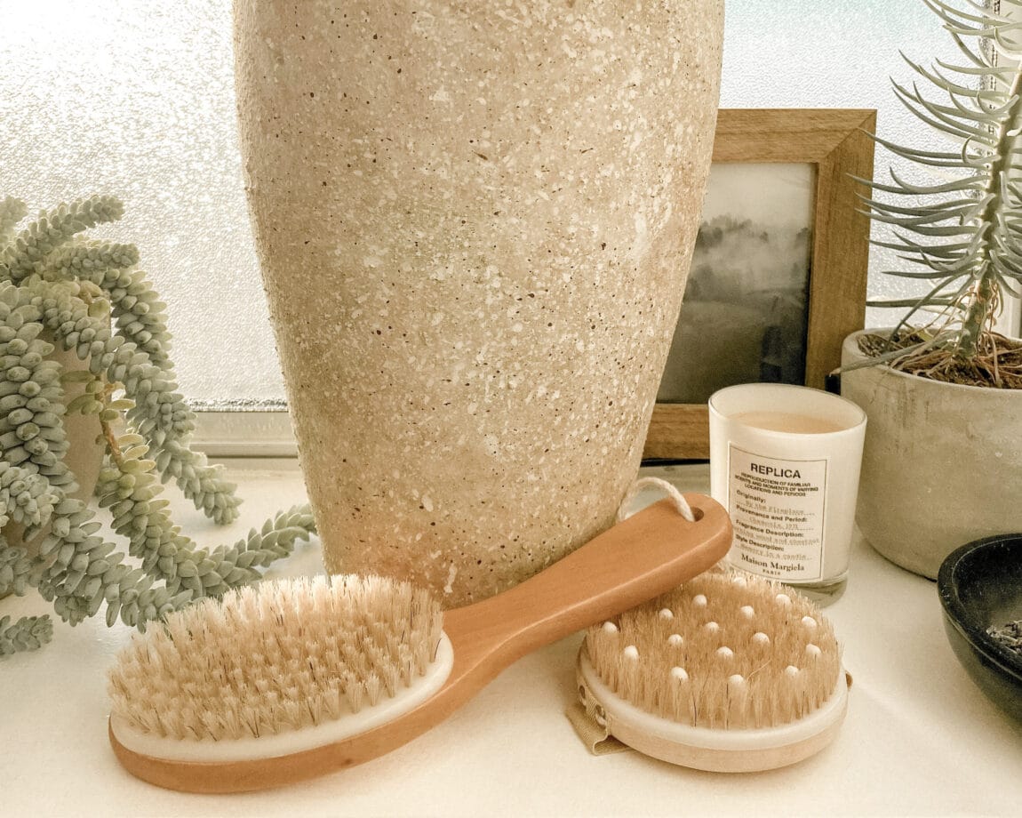 Benefits of Dry Brushing And Reasons You Should Start