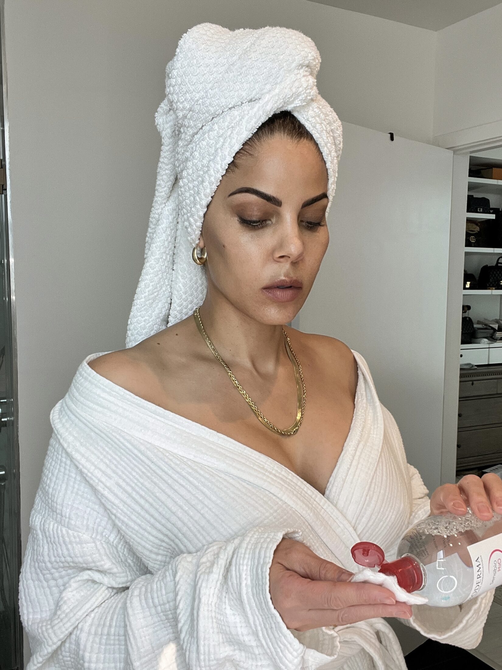 Can Micellar Cleansing Water Cause Acne? - Purfect Sunday