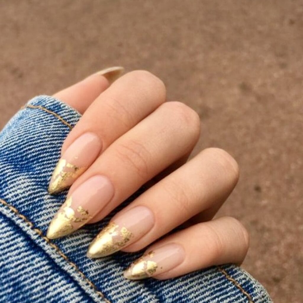 gold fail nails for White Christmas Nail Designs