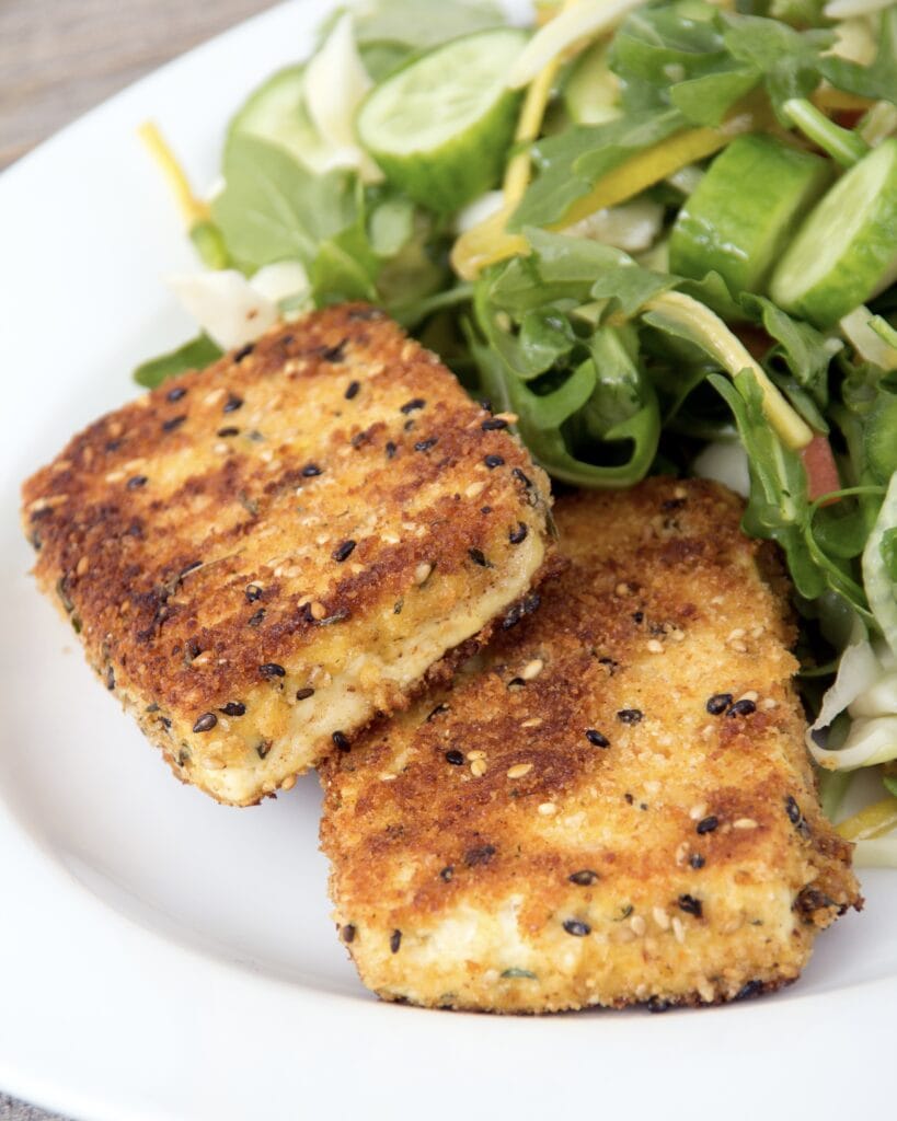 one of the Kid-Friendly Vegan Dinners is a crispy baked tofu nuggets